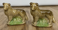 Vintage Wade Whimsies Miniature Collie Dog Figurines, Set of Two 3.3cm