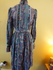 Vintage VIVIEN SMITH Blue Pink