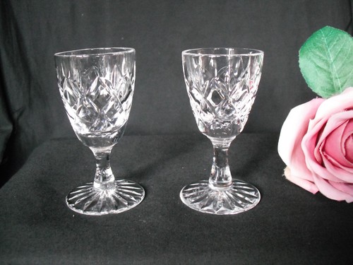 Royal doulton pair of - -,