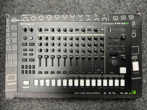 Roland rhythm performer - rhythm,