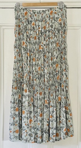 Ines fressange x - de, uniqlo