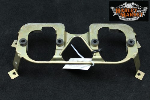 Instrument mounting bracket