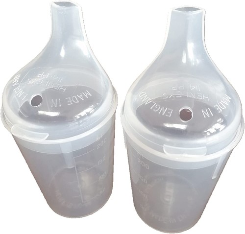 Plastic cups with wide spout - 2,
