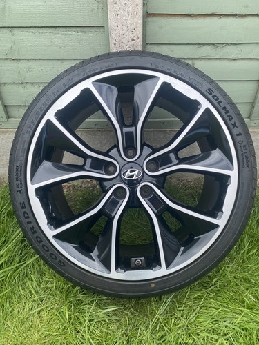 Hyundai i30n performance - hyundai, 19”