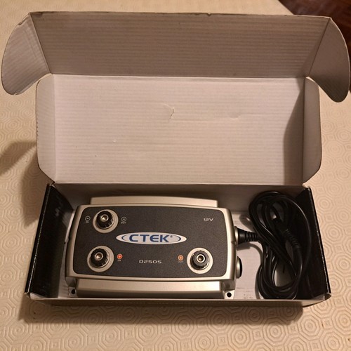 Ctek d250s battery charger - d250s,
