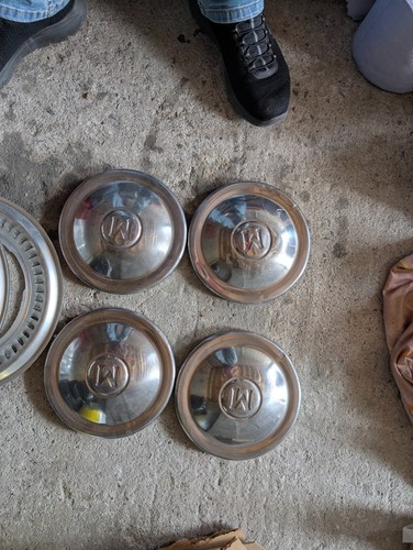 Morris minor inch hub - morris,