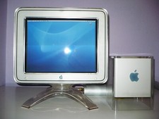 APPLE 17" STUDIO DISPLAY CRT ADC (M7768) HD CRT & APPLE POWERMAC G4 CUBE (M7886)