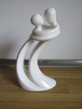 Circle of Love Kim Lawrence A1104 "Love" Ornaments Sculpture 20cm