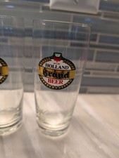 LOT (4)Vintage Holland Brand
