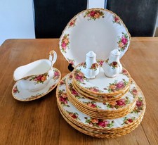Royal Albert Old Country Roses