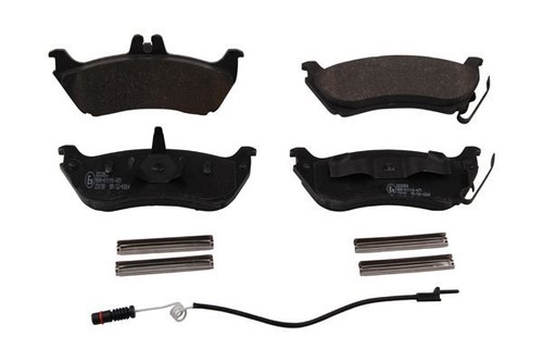 Rear brake pad set - rear,