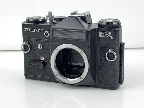 Zenit camera body vintage - em,