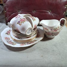 Colclough Wayside 8581 Bone China Tea Set: 4x Trios, Cake Plate, Sugar & Creamer