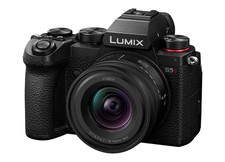 Panasonic Lumix S5D Digital