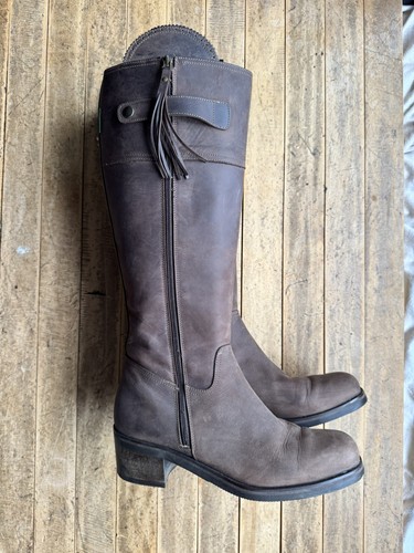 Russell bromley brown - russell, &