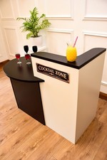 Modern Home / Garden Bar -