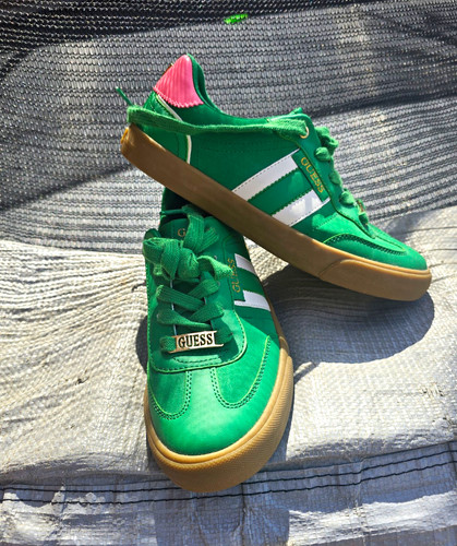 Guess low top lace trainers - guess,