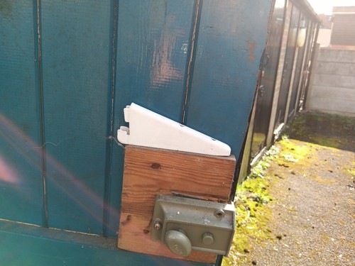 Spur shelving brackets - spur,