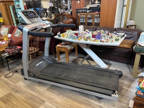 Life fitness treadmill - life,