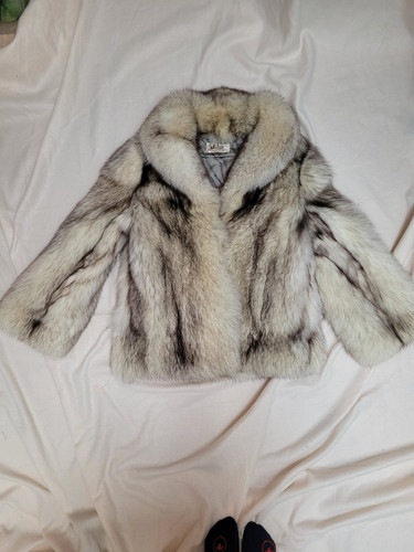 Genuine vintage full pelts - genuine,