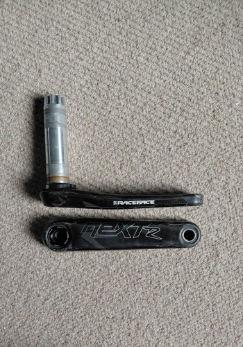 Raceface next carbon - r, cranks