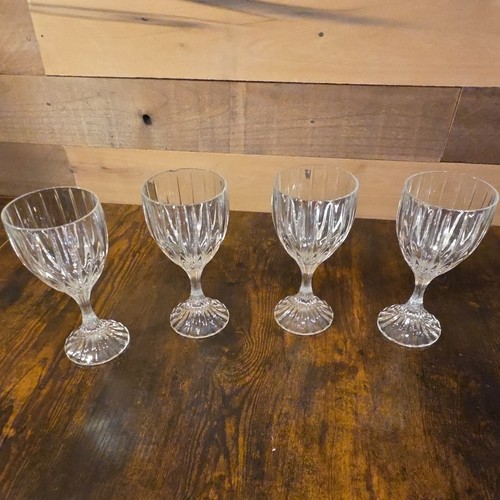 Unmarked set clear - 4,