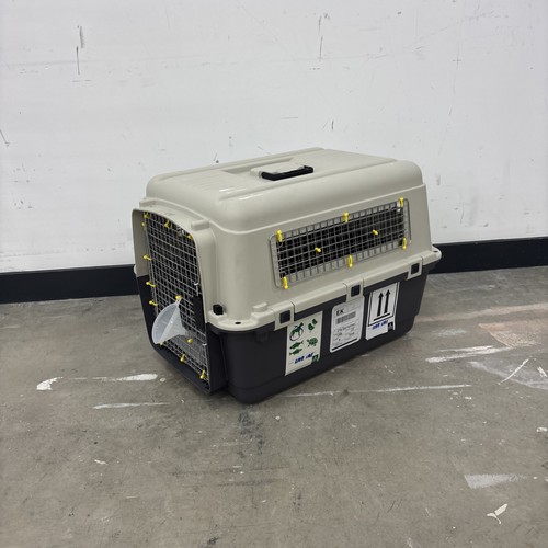 Large plastic pet - pet, travel