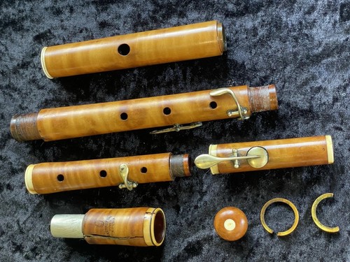 Antique boxwood flute - flute, in