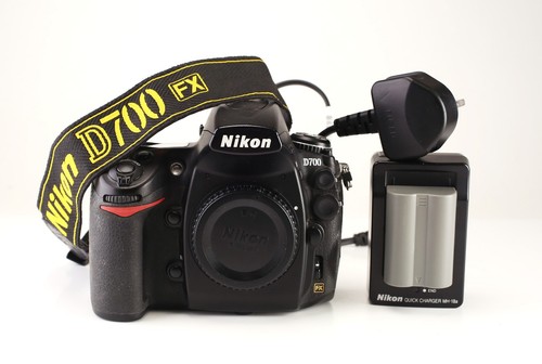 Nikon d700 camera body only - body,