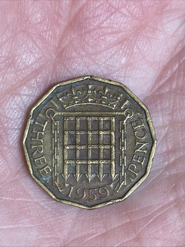 1959 queen elizabeth three - queen,