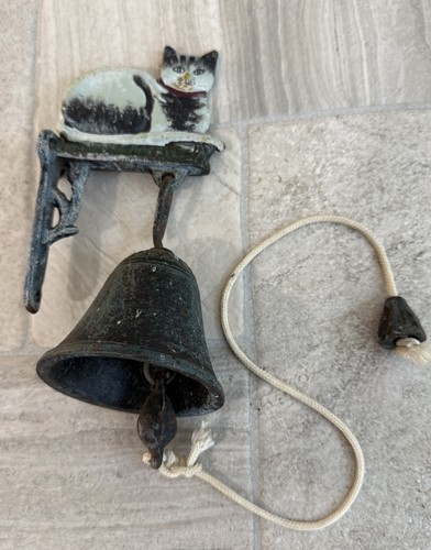 Vintage french cast - vintage, cat