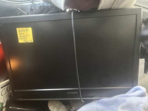 Sylvania lcd in good - 32",