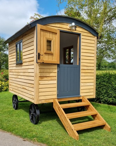 Shepherd hut garden - hut,
