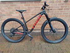 Trek Roscoe 8 Mountain Bike