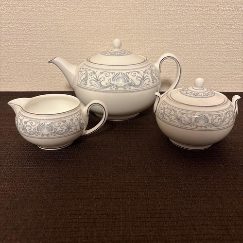 Wedgwood dolphins white - wedgwood,