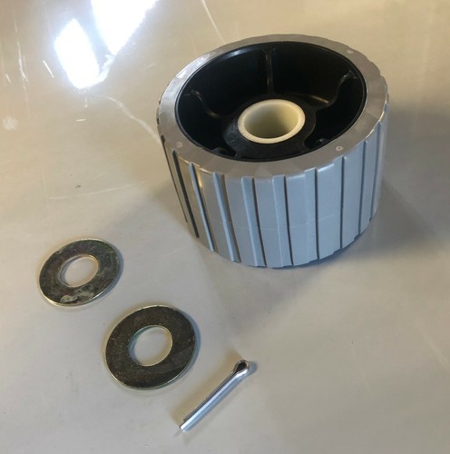 Boat trailer ribbed - , roller