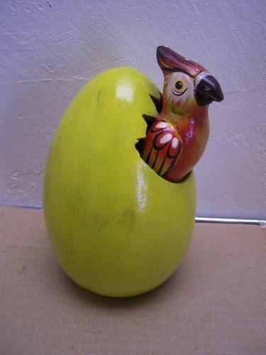 Large clay hatching bird - large,