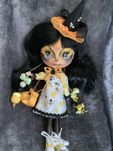 Custom ooak cute - ooak, bee