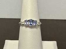 10 Kt White Gold 3 Oval
