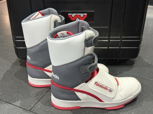 Reebok stomper ripley alien - ripley,