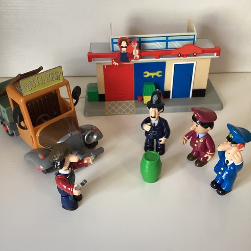 Postman pat ted glens garage - glens,
