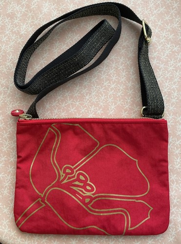 Kipling bag with detachable
