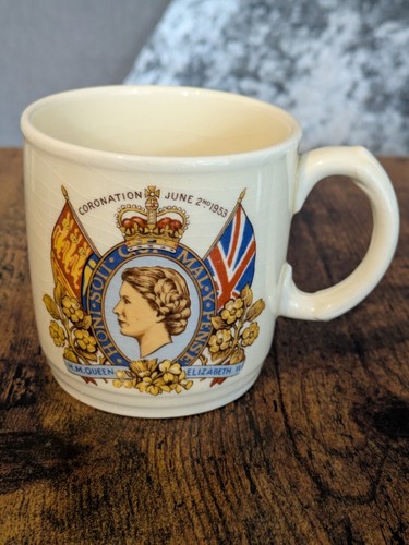 Grindley queen elizabeth - elizabeth, ii