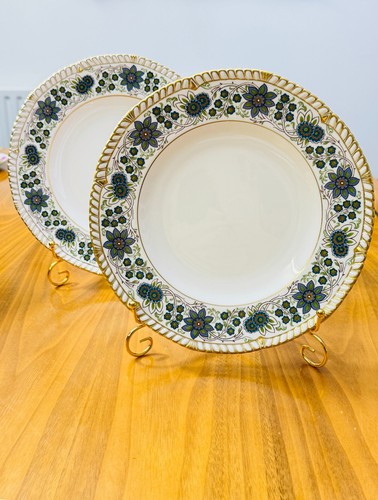 Royal crown derby bone china - crown,
