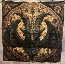 Extra large black - large, altar