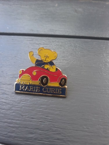 Marie curie vintage badge - vintage,