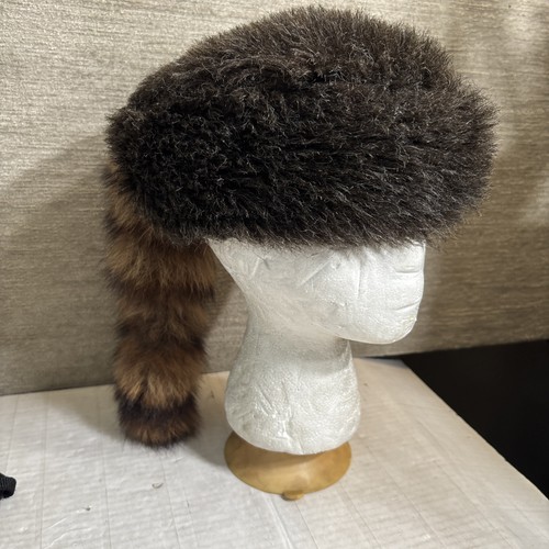 Faux fur coonskin - faux, davy