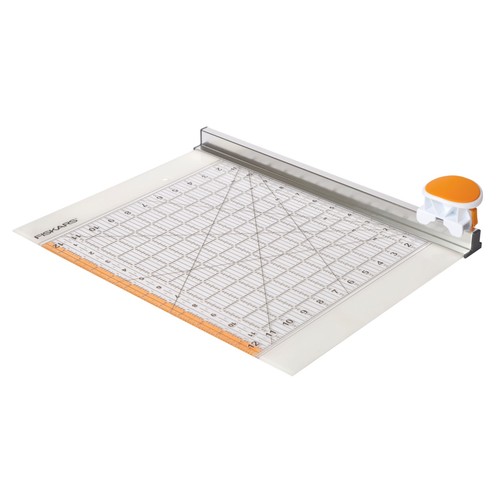 Fiskars rotary cutter - 2,