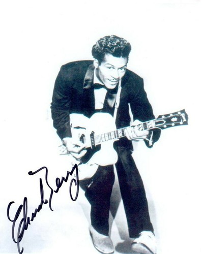 Chuck berry signed - berry, photograph