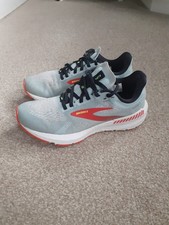 BROOKS LAUNCH GTS 9 GREY TRAINERS SIZE UK 4.5